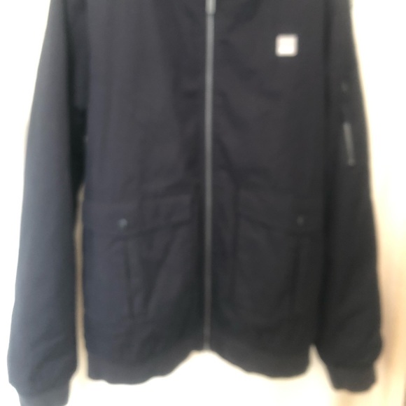 Bench BOMKO1933S Fall/winter jacket. Mens Xl - Picture 4 of 9